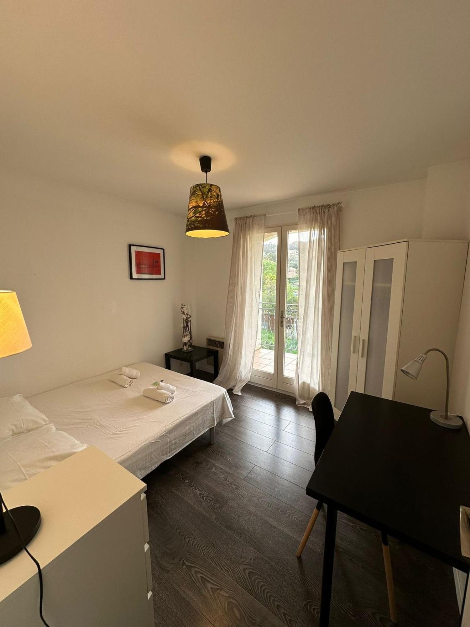 Villa Constance 3 Antibes - Spacieux Logement En Dernier Etage Exterior photo